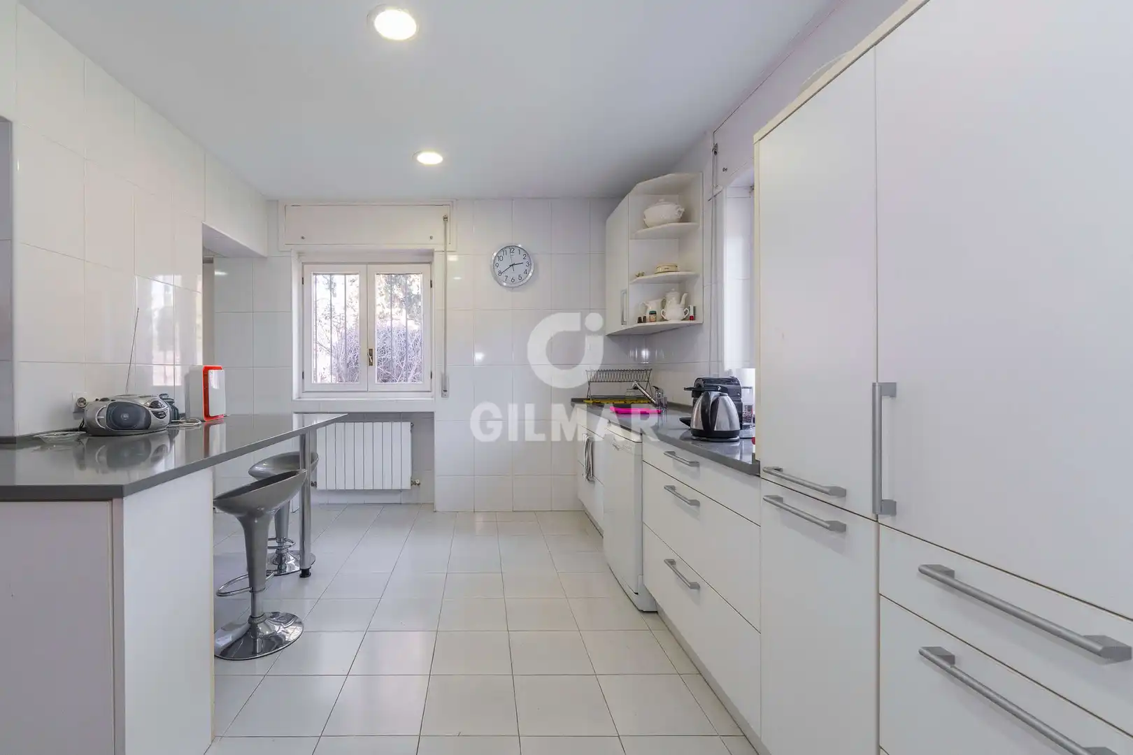 Cocina de Casa o chalet en venta en Pozuelo de Alarcón con Calefacción, Jardín privado y Piscina