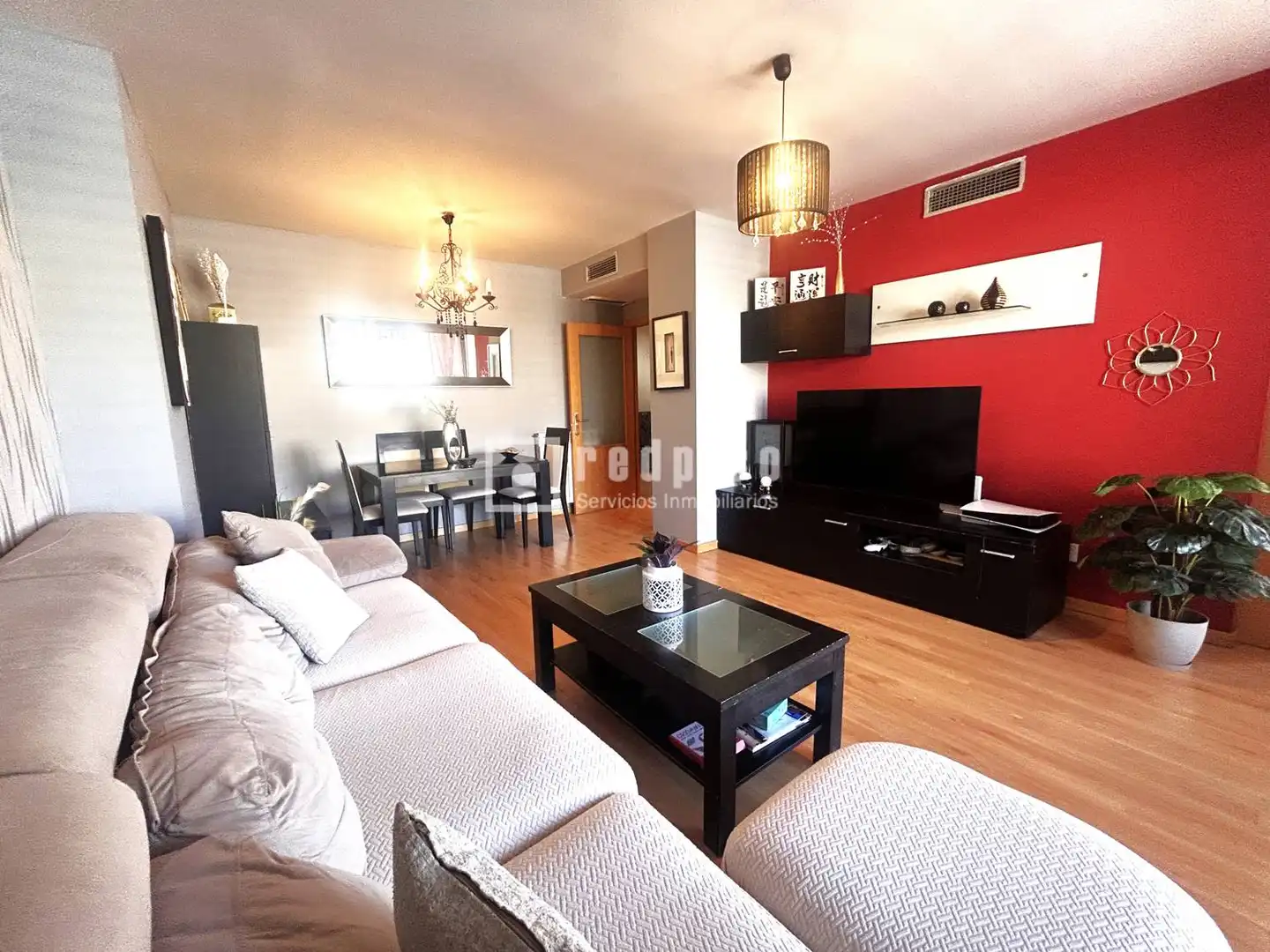 Living room of Flat for sale in Parla  with Air Conditioner, Heating and Private garden