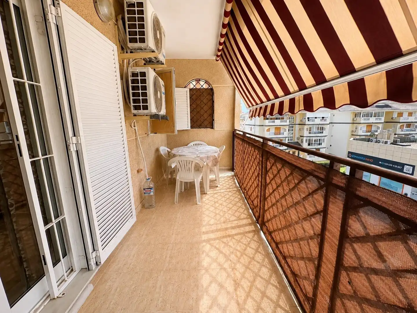 Terrasse von Wohnungen zum Verkauf in Torrevieja mit Klimaanlage, Terrasse und Möbliert