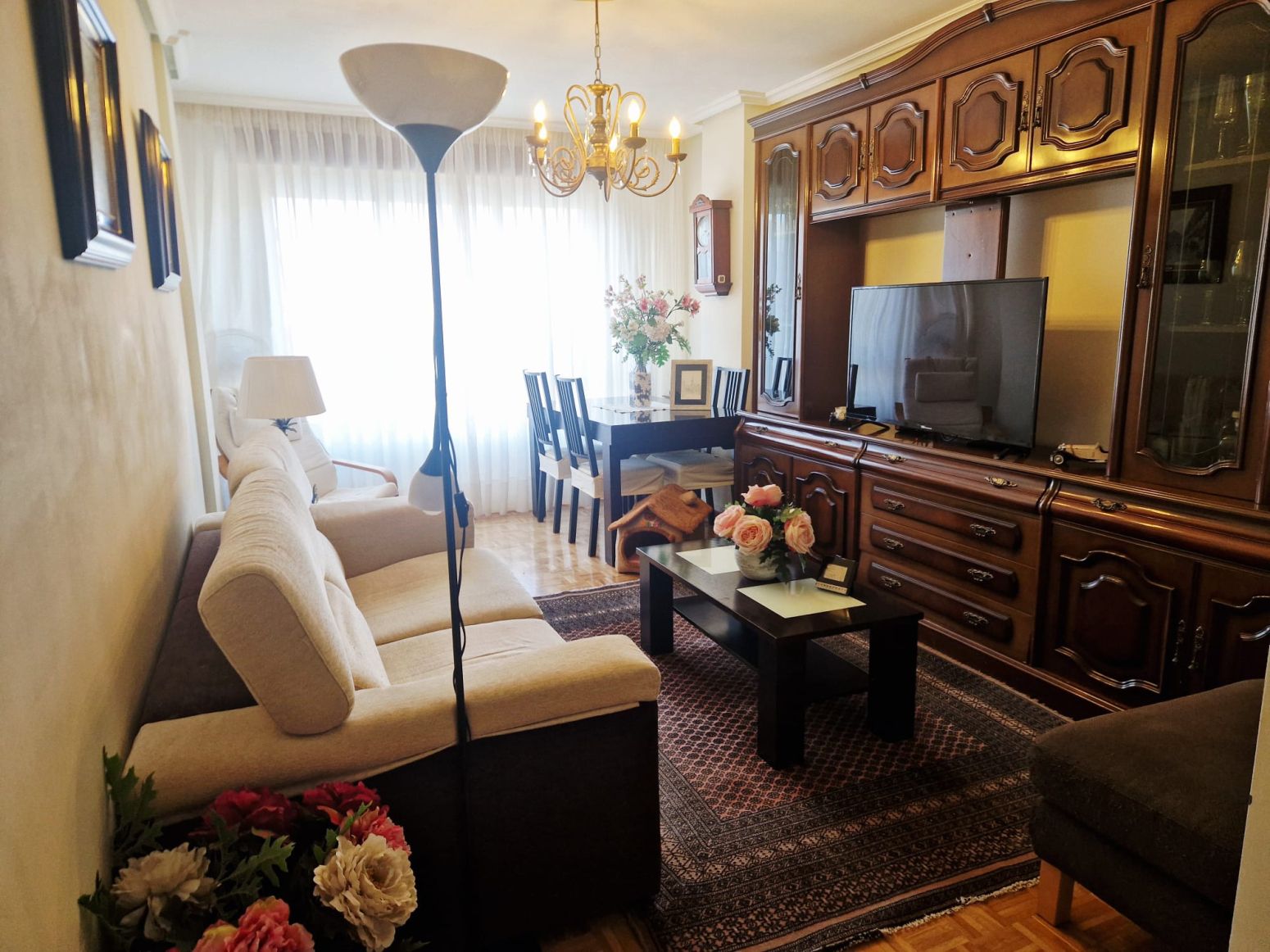 Living room of Flat for sale in Avilés  with Heating, Terrace and Storage room