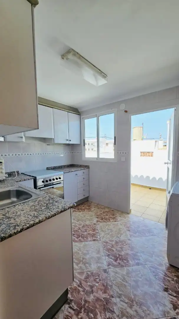 Cuina de Àtic en venda en Oliva amb Terrassa i Moblat