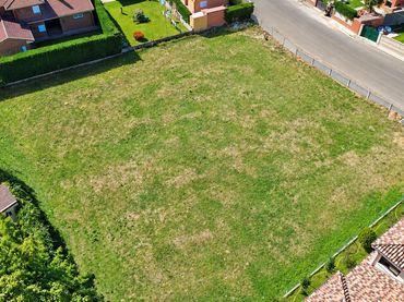 Terreny residencial en venda a Sariegos
