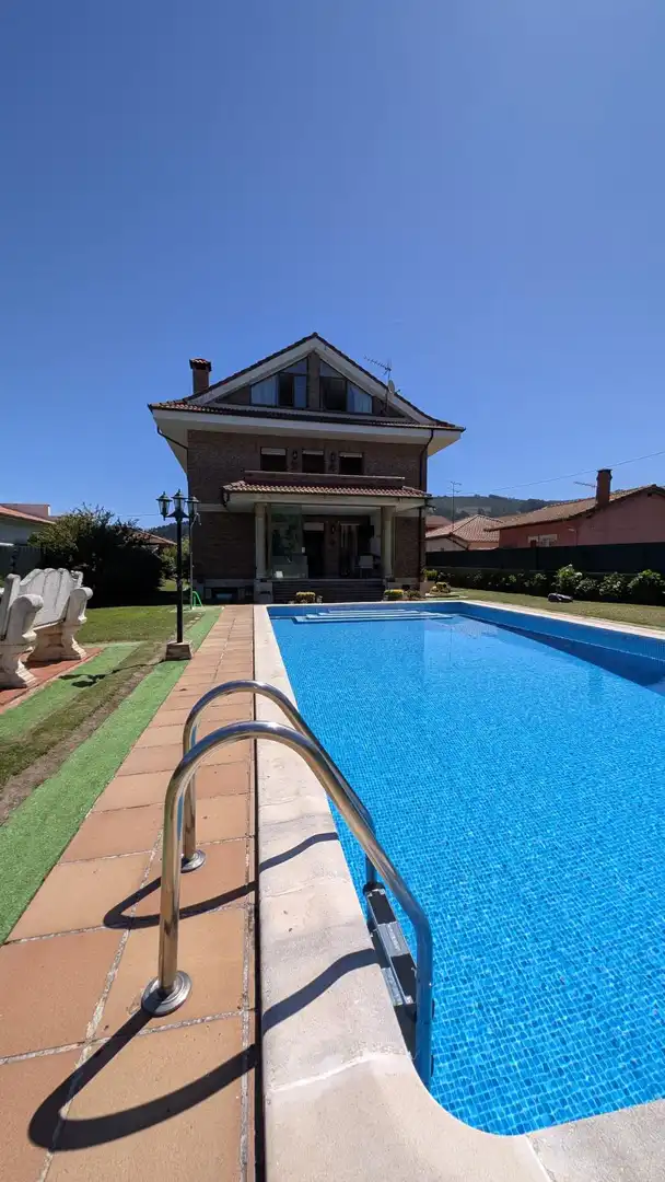 Swimming pool of Houses for sale in Los Corrales de Buelna   with Heating, Private garden and Terrace