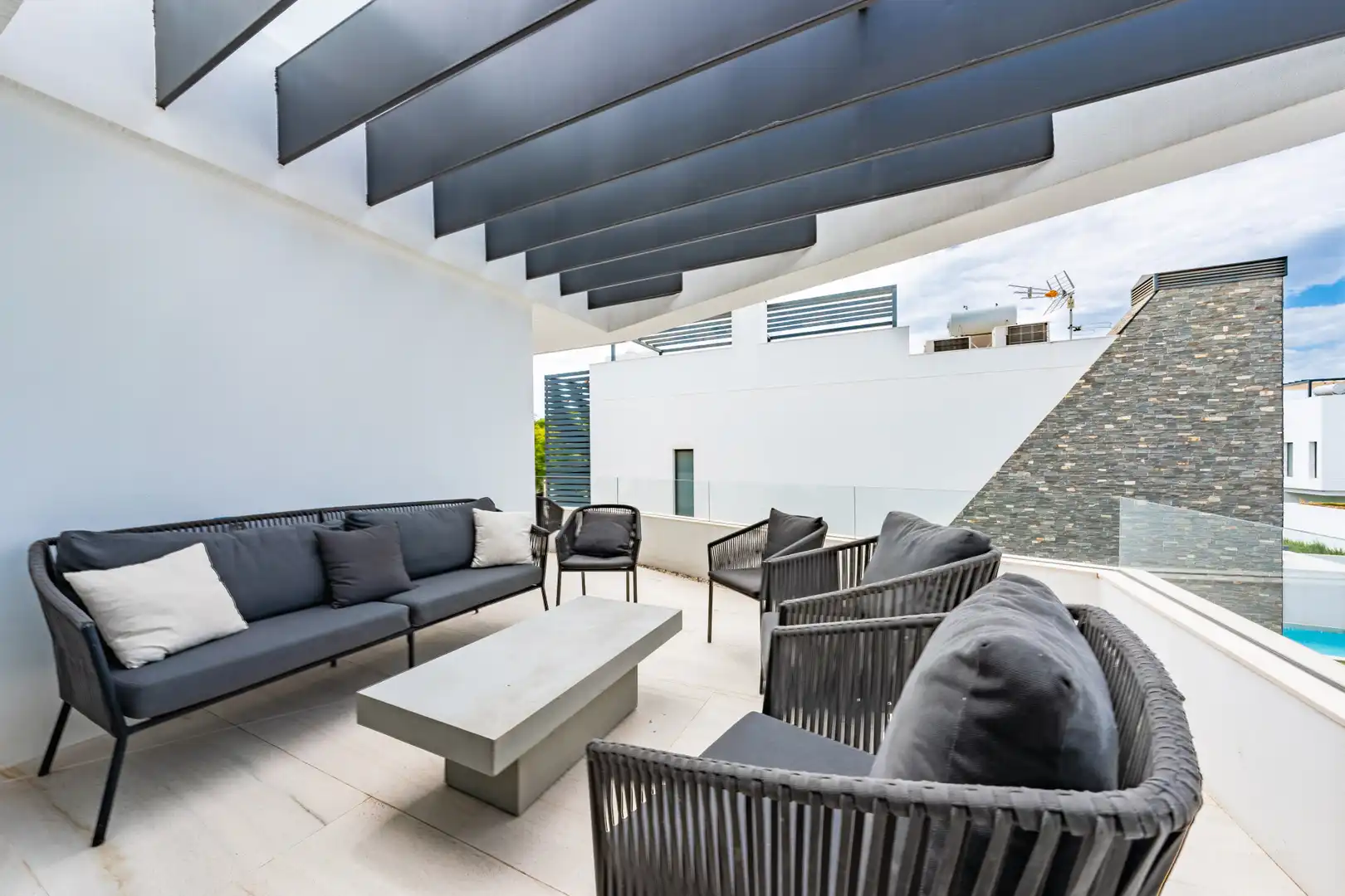 Houses for rent in JOSE ECHEGARAY-L VISTA PL, 158, Nueva Alcántara