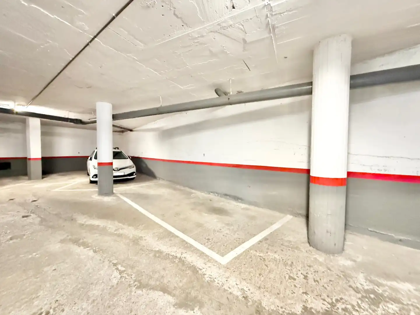 Parking of Flat for sale in Sant Just Desvern  with Air Conditioner, Heating and Parquet flooring