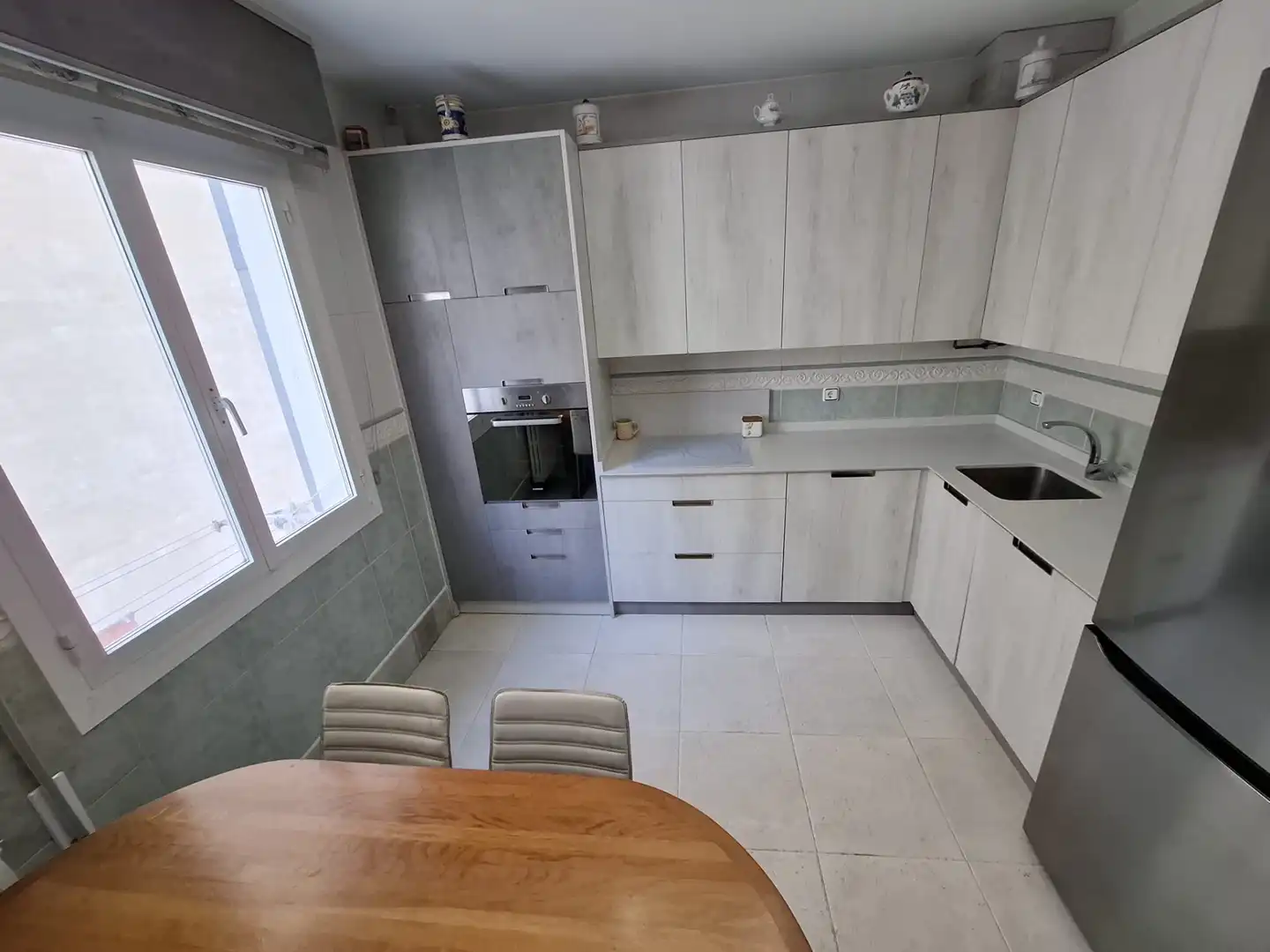 Piso en venta en Calle María Teresa Gil de Gárate, 77, Jesuitas, Centro