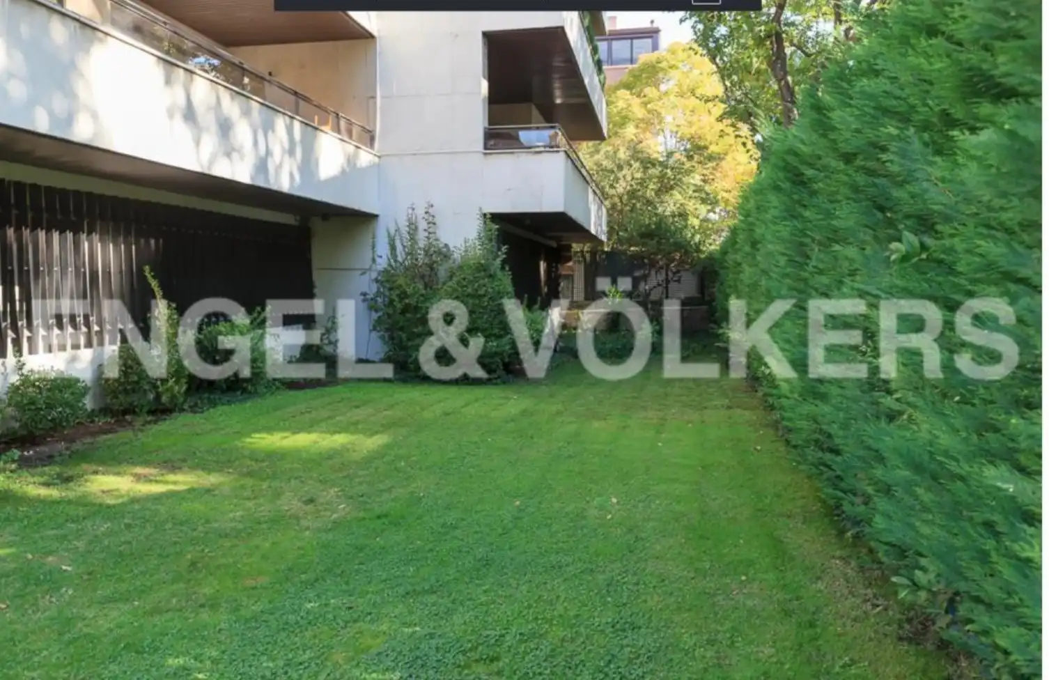 Außenansicht von Wohnung zum Verkauf in Madrid mit Klimaanlage, Heizung und Privatgarten