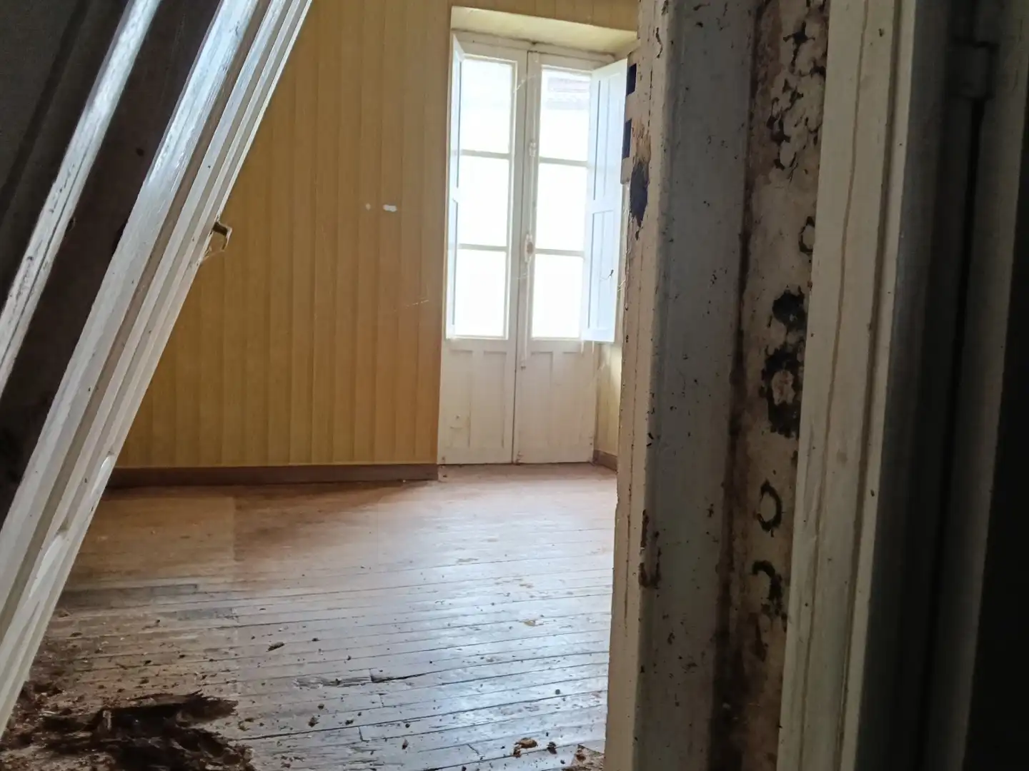 Casa adosada en venda en Betanzos amb Traster i Balcó