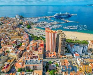 Vista exterior de Apartament en venda en Palamós amb Aire condicionat, Terrassa i Balcó