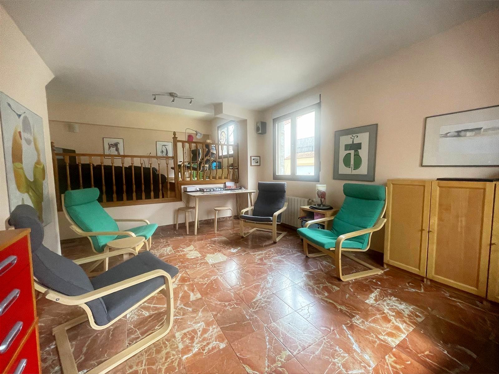 Living room of Single-family semi-detached for sale in Segovia Capital  with Heating, Private garden and Terrace