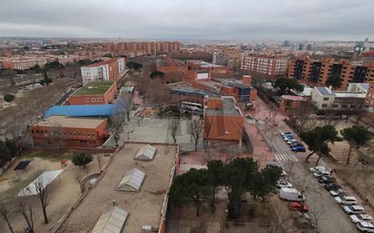 Vista exterior de Pis en venda en  Madrid Capital amb Aire condicionat, Calefacció i Parquet