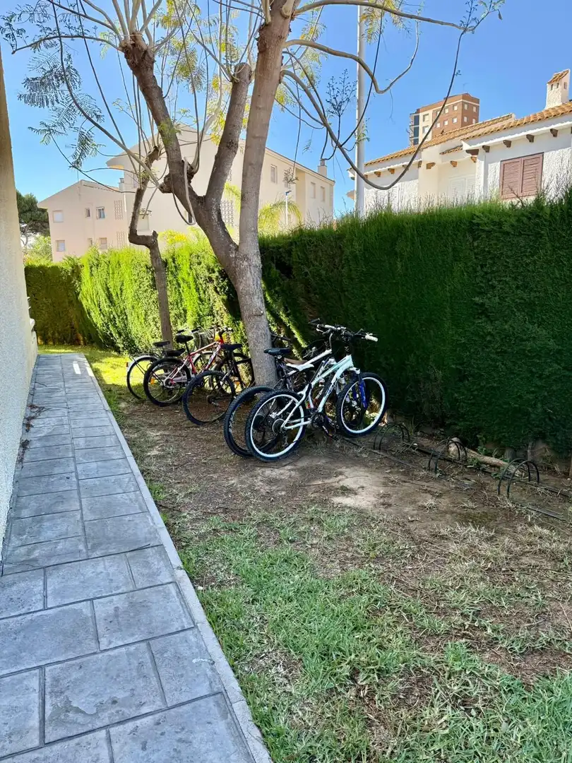 Parkplatz von Wohnung zur Miete in San Javier mit Klimaanlage, Heizung und Terrasse