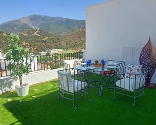 Terrace of Attic to rent in Benahavís  with Air Conditioner and Terrace