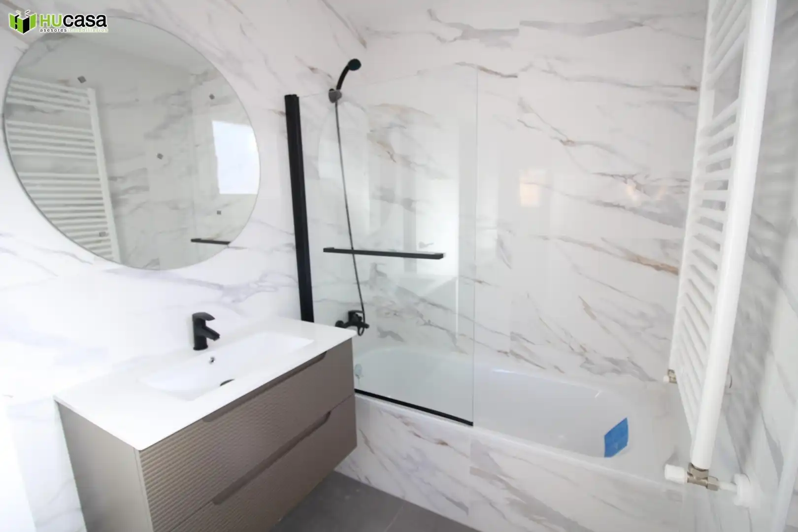 Baño de Casa adosada en venta en Polán con Jardín privado y Trastero