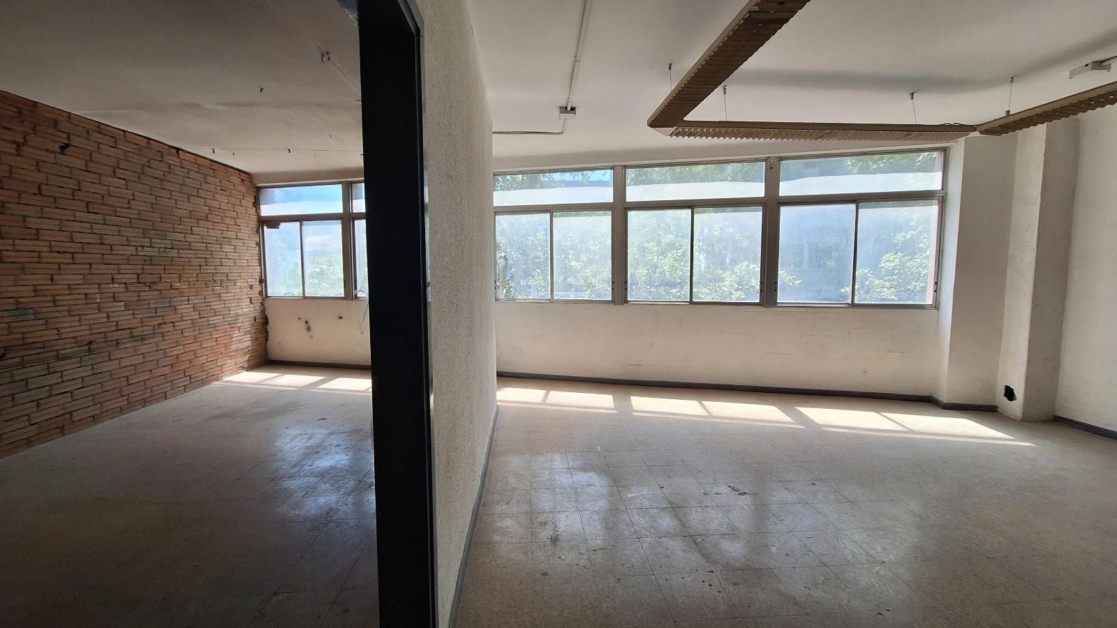 Industrial buildings to rent in  Barcelona Capital