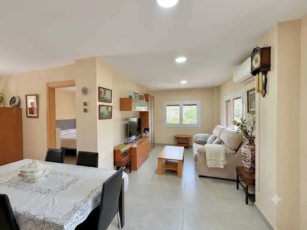 Sala d'estar de Casa o xalet en venda en Olesa de Bonesvalls amb Calefacció, Jardí privat i Terrassa