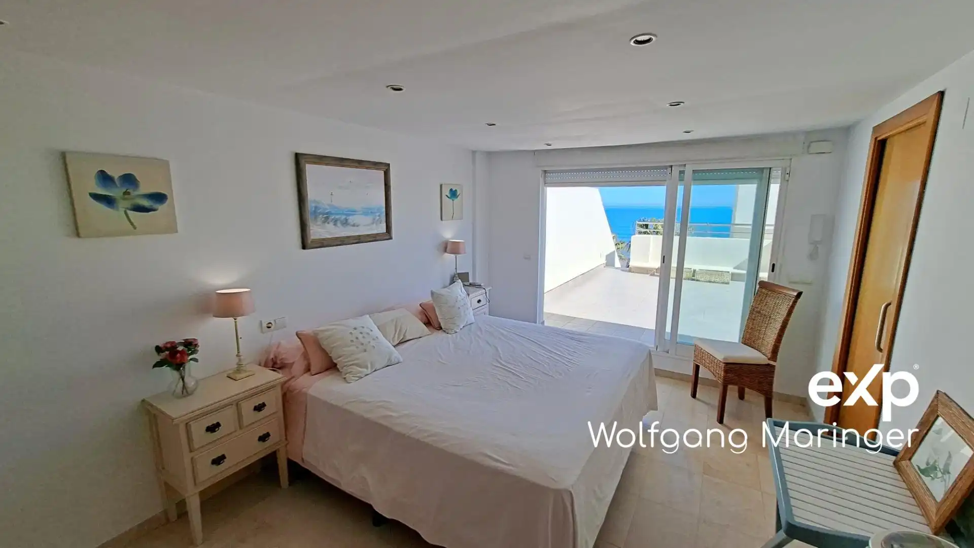 Bedroom of Attic for sale in Oliva  with Air Conditioner, Heating and Private garden