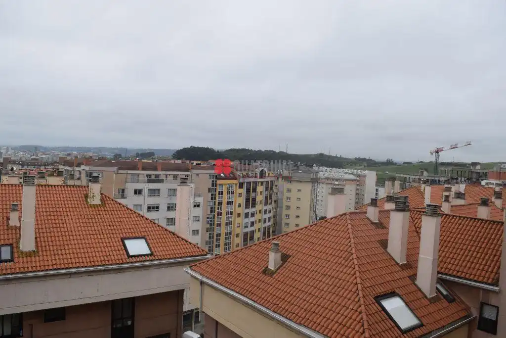 Terrassa de Dúplex en venda en A Coruña Capital  amb Calefacció i Traster