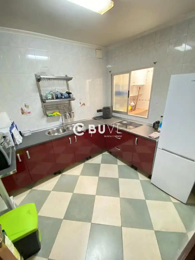 Cuina de Casa o xalet en venda en Alcalá de Guadaira amb Aire condicionat, Traster i Moblat