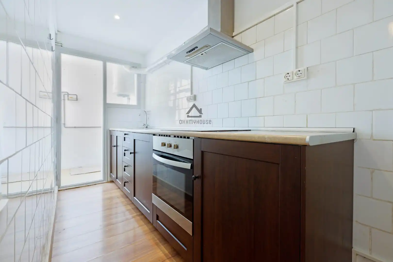 Cocina de Piso en venta en Barcelona con Balcón