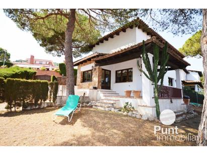 Exterior view of House or chalet for sale in Vilassar de Dalt  with Private garden, Terrace and Furnished