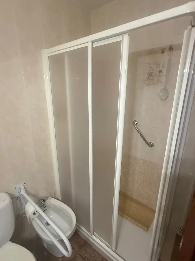 Badezimmer von Wohnung zum Verkauf in Ciudad Real mit Heizung, Terrasse und Möbliert