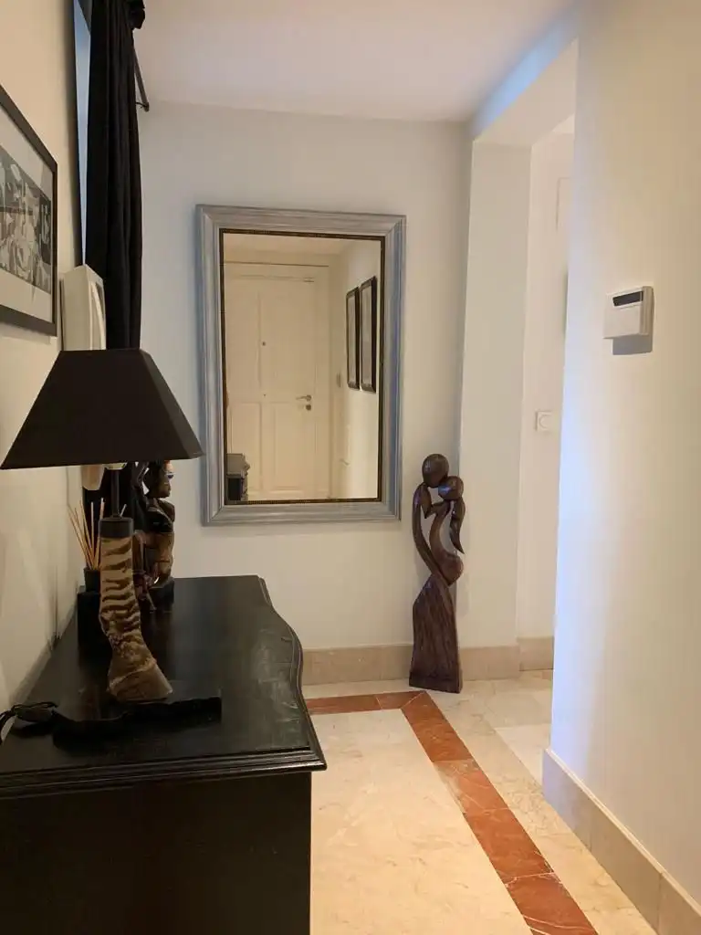 Apartamento en venta en Sotogrande con Aire acondicionado, Calefacción y Jardín privado