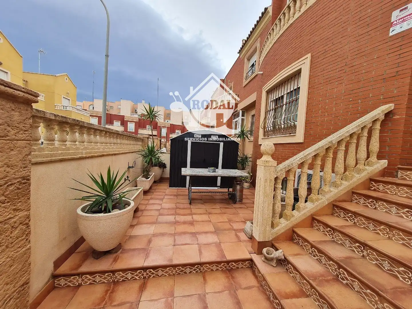 Terrasse von Einfamilien-Reihenhaus zum Verkauf in Huércal de Almería mit Klimaanlage, Heizung und Terrasse