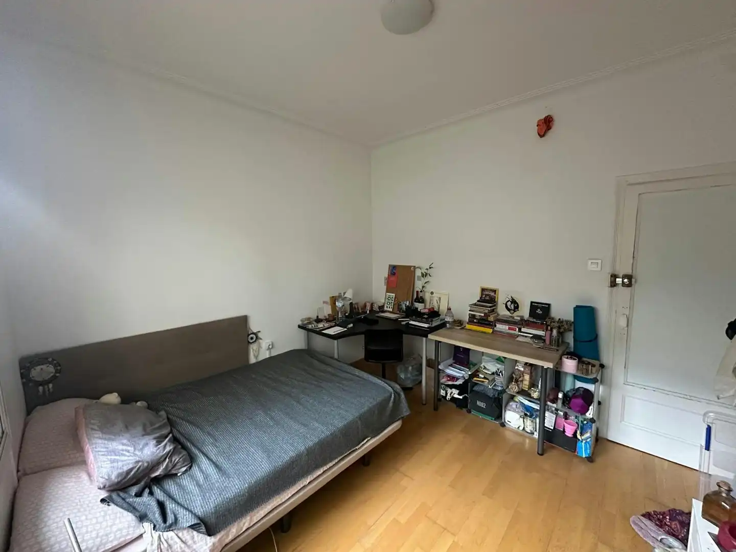 Schlafzimmer von Wohnung zur untervermieten in Barcelona mit Waschmaschine