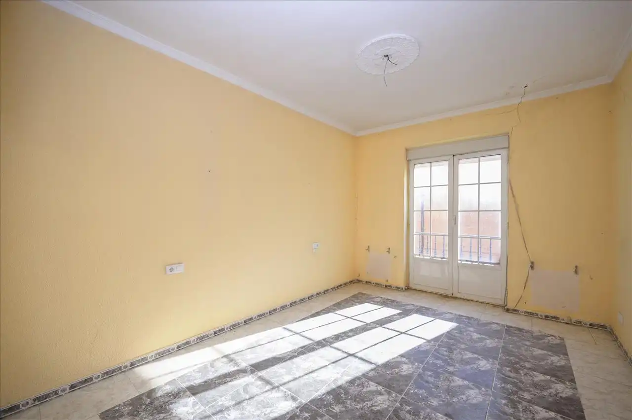 Dormitori de Casa adosada en venda en Villatobas amb Traster