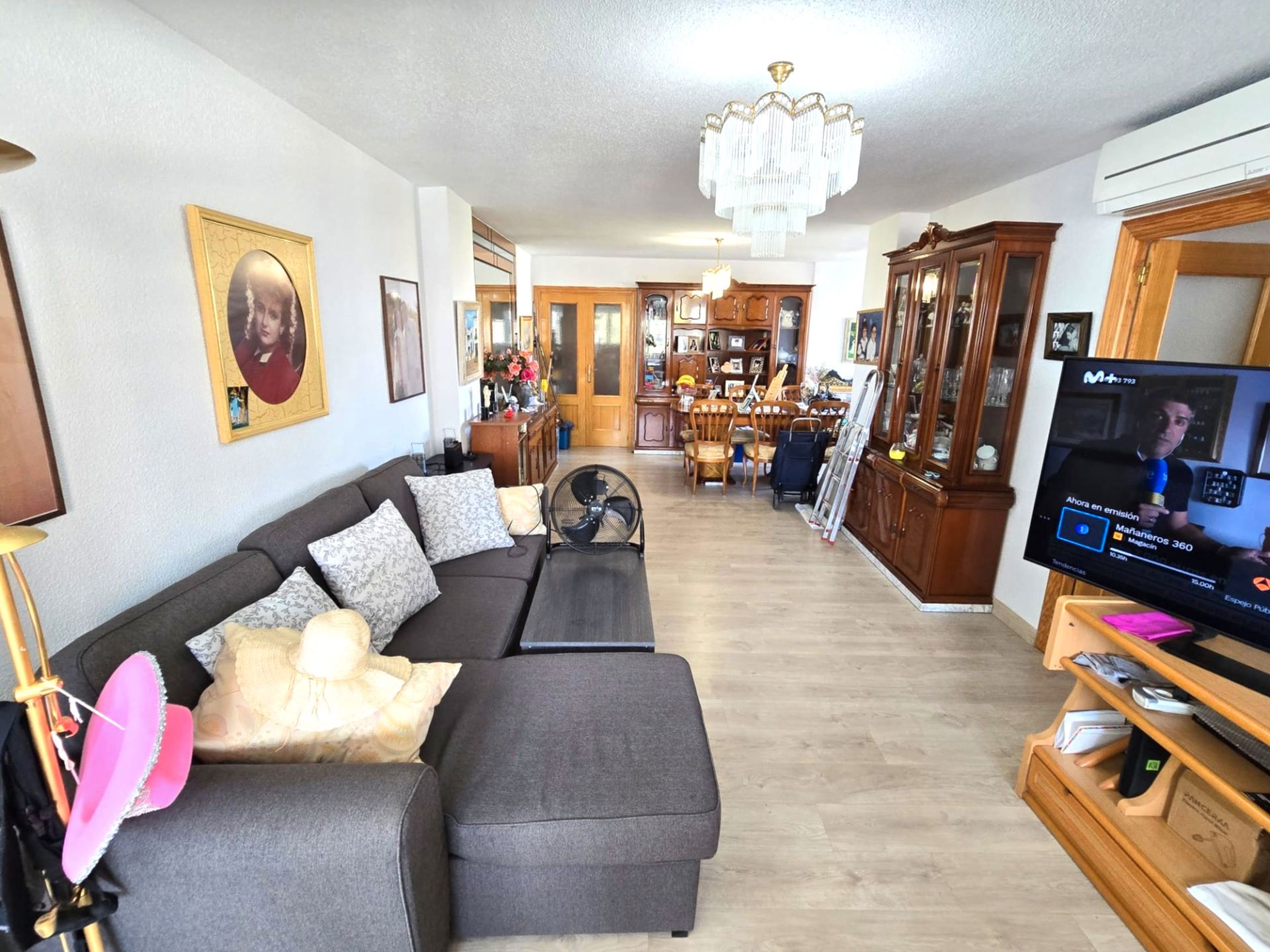 Living room of Flat for sale in Benidorm  with Terrace, Storage room and Furnished