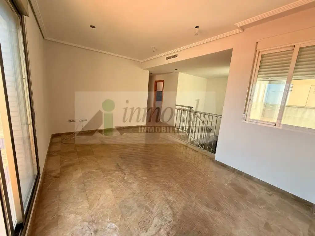 Attic for sale in Almazora / Almassora  with Air Conditioner