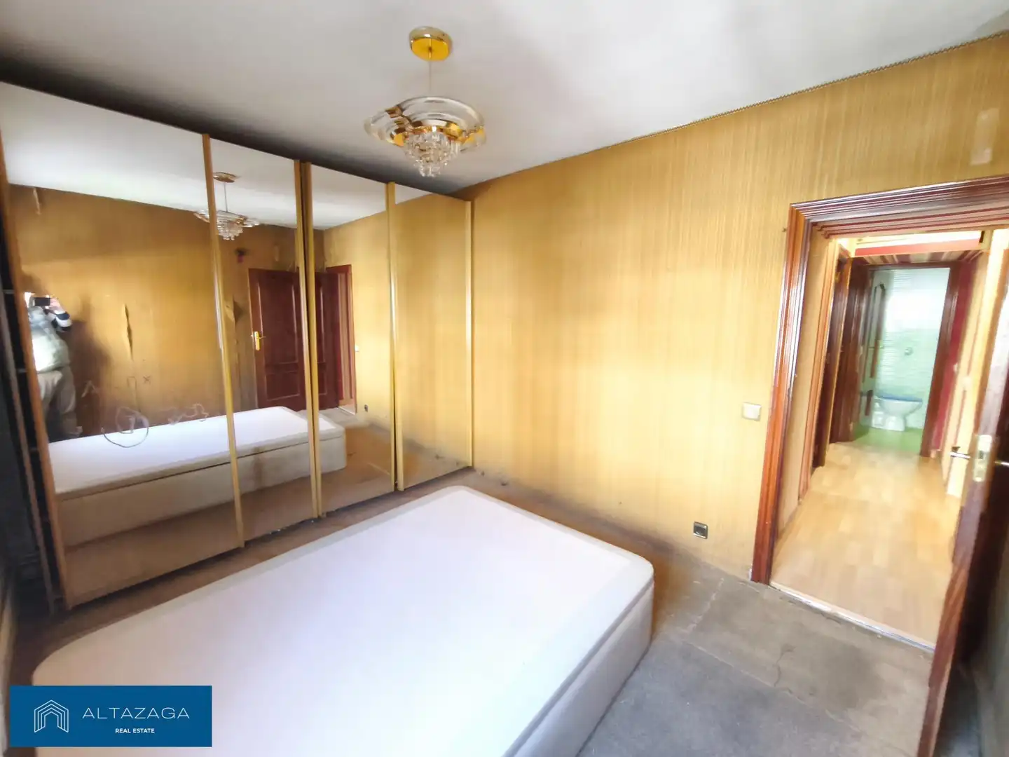 Habitación de Piso en venta en Alcobendas con Aire acondicionado, Calefacción y Jardín privado