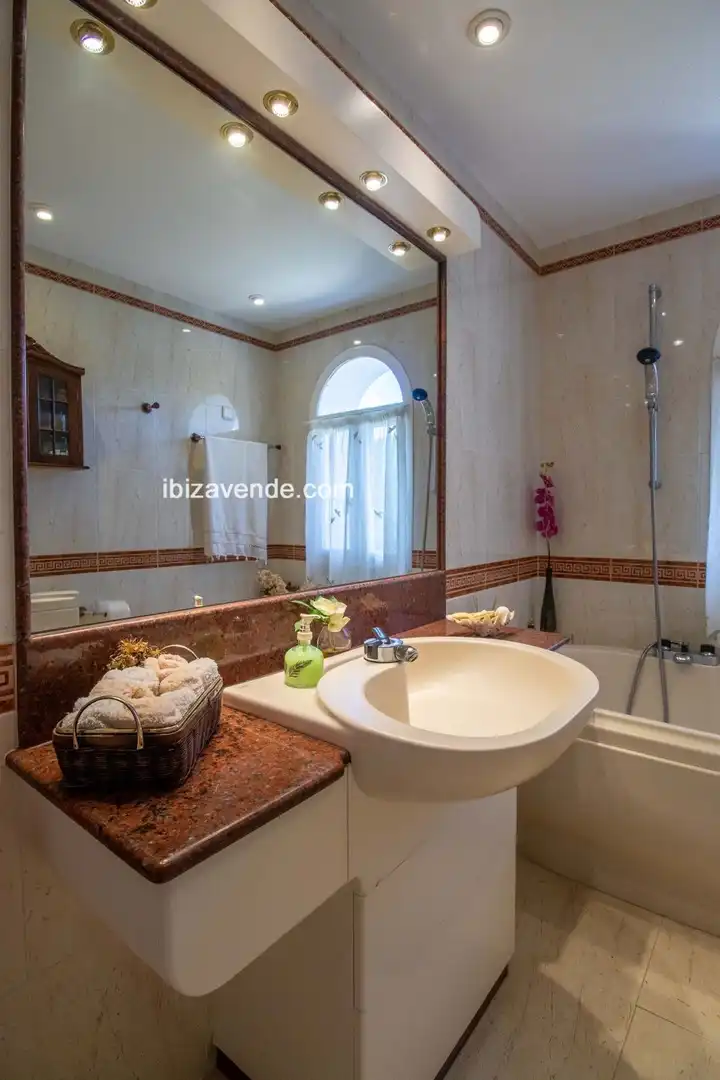 Casa o chalet en venta en d'Azorin, Jesús
