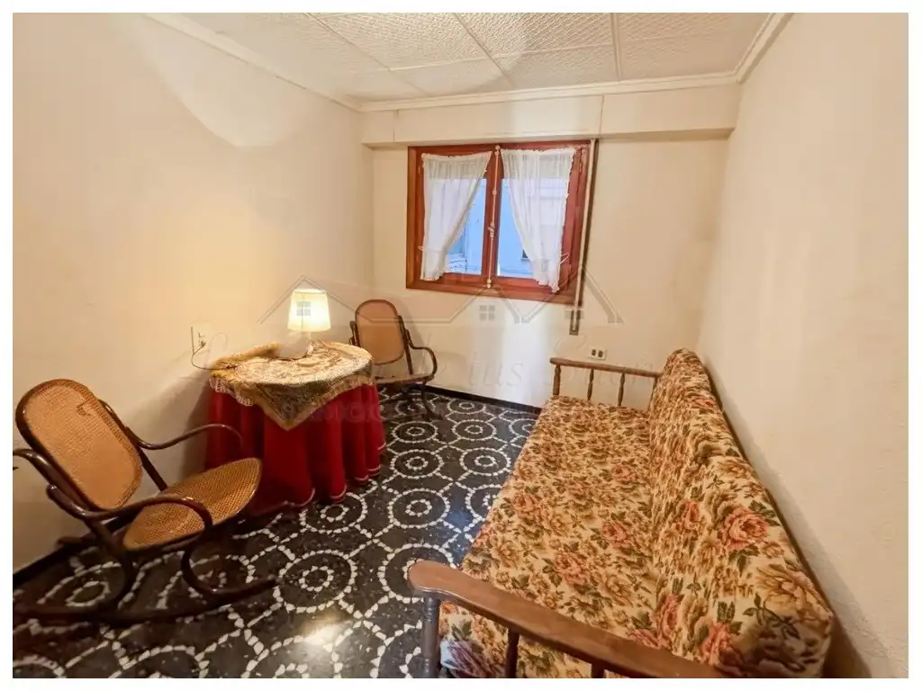 Schlafzimmer von Wohnung zum Verkauf in Sax