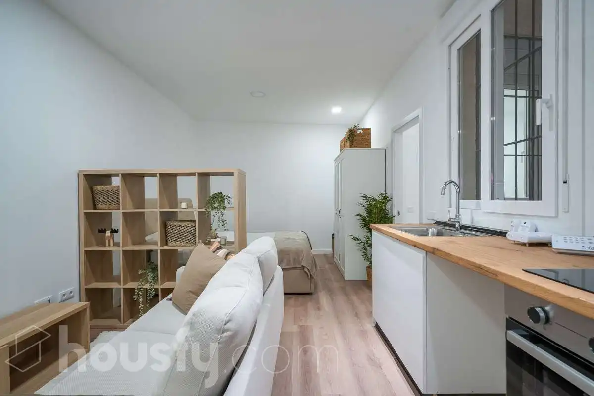 Bedroom of Ground floor for sale in Madrid  with Air Conditioner, Heating and Parquet flooring