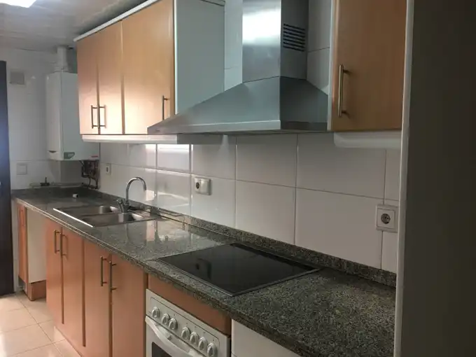 Appartement avec balcon à louer à Plaça de Joan Fuster, imagen 4