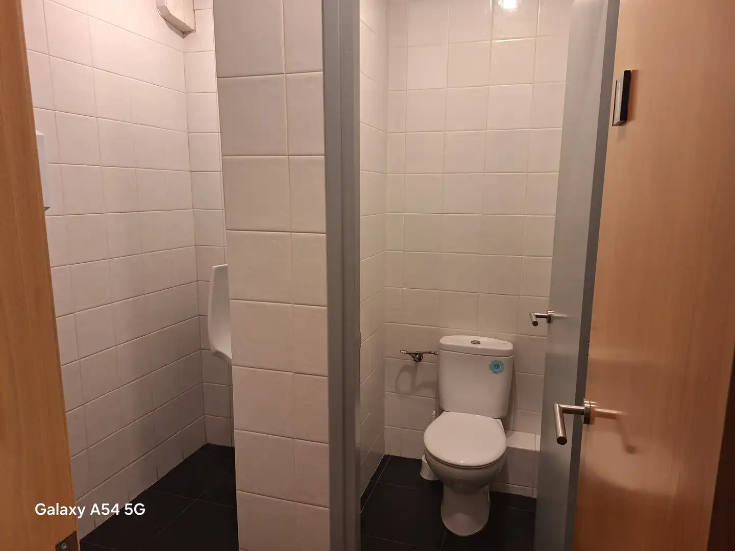 Bany de Oficina de lloguer en Barcelona amb Aire condicionat i Calefacció