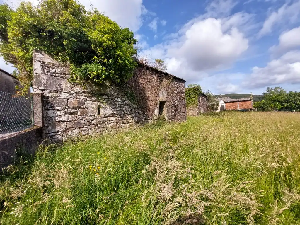 Country house zum Verkauf in Forcarei