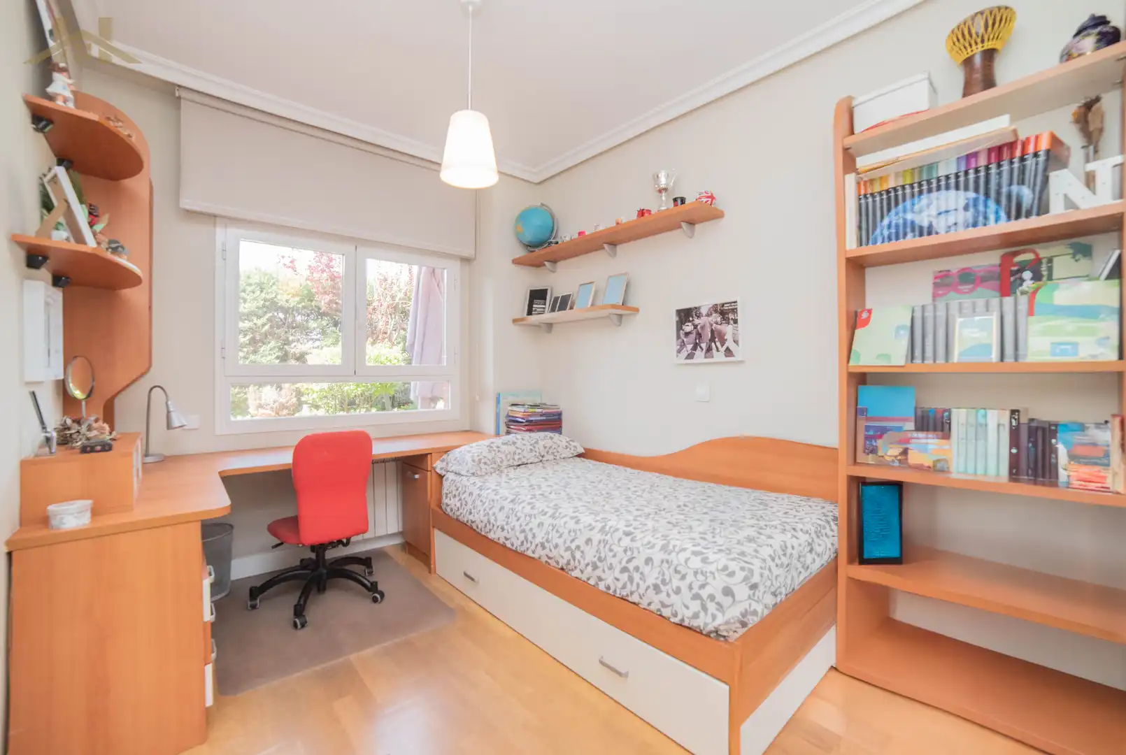 Bedroom of Flat for sale in Pozuelo de Alarcón  with Air Conditioner, Heating and Private garden
