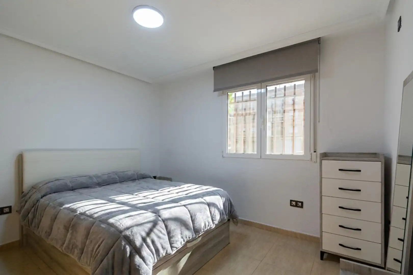 Habitación de Piso en venta en Cartagena con Aire acondicionado, Trastero y Amueblado