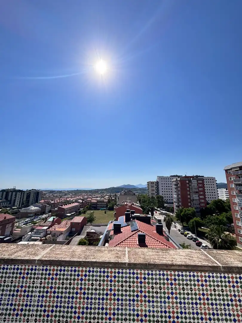 Vista exterior de Ático en venta en Terrassa con Calefacción, Terraza y Trastero