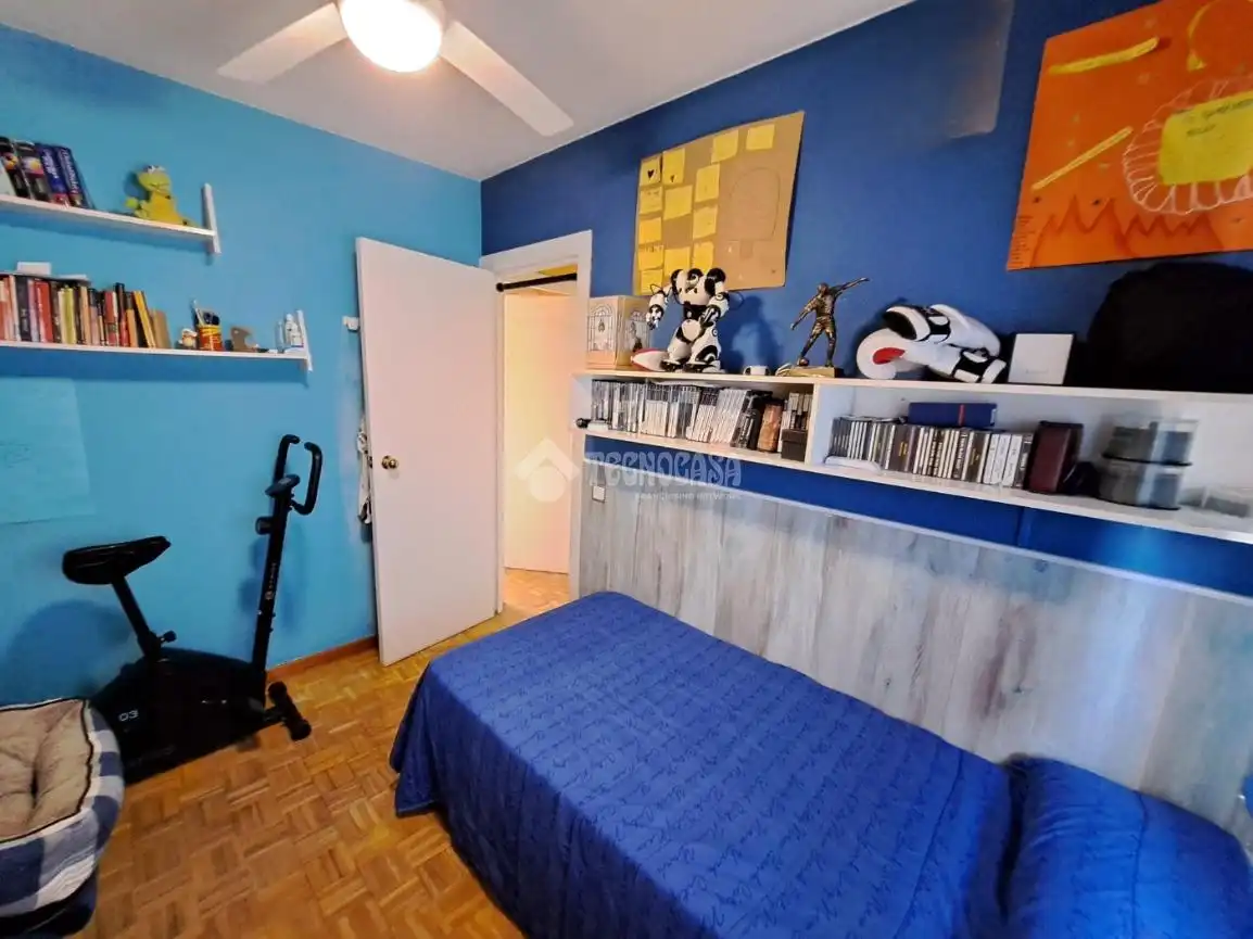 Schlafzimmer von Wohnung zum Verkauf in Parla mit Klimaanlage, Heizung und Parkett