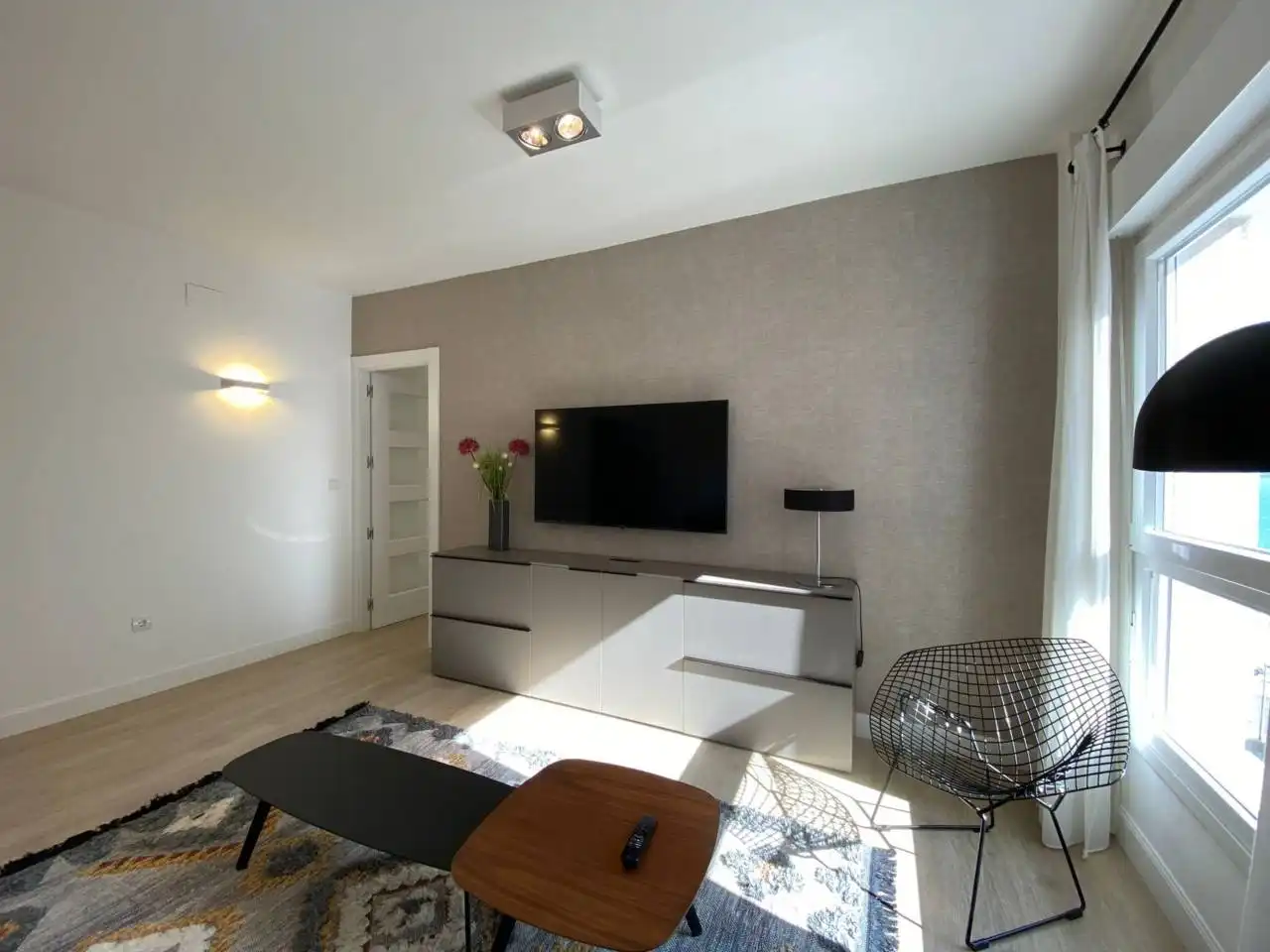 Wohnzimmer von Wohnung zur Miete in Santander mit Heizung und Möbliert