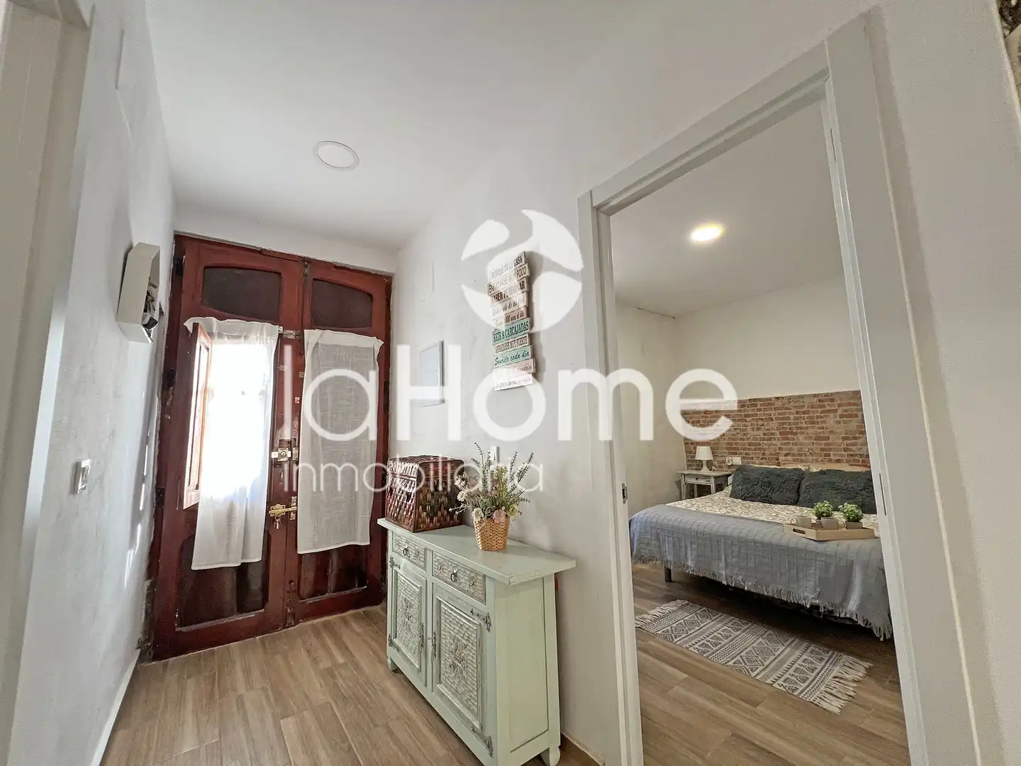 Casa adosada en venta en Paterna con Aire acondicionado, Terraza y Horno
