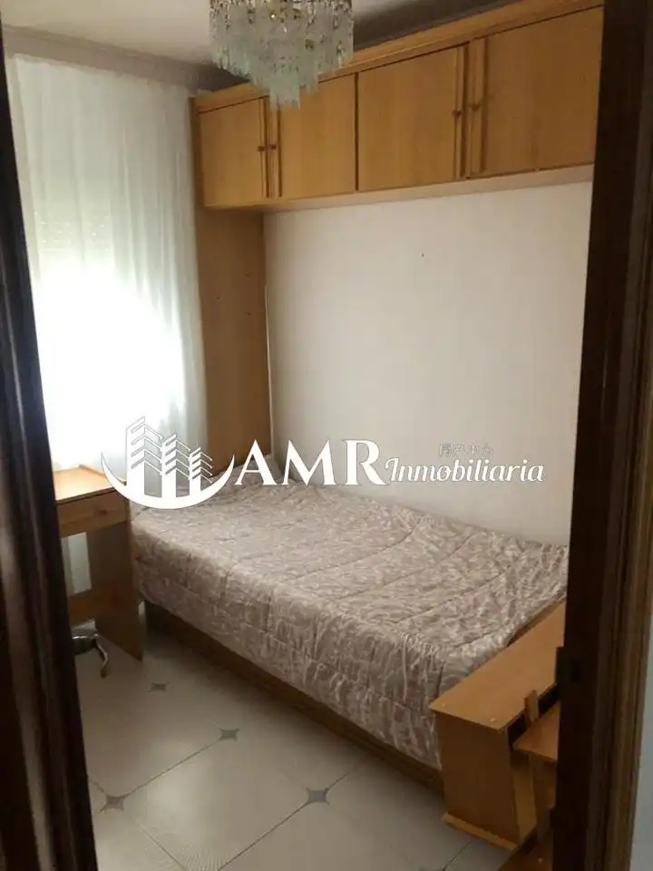 Schlafzimmer von Wohnung zum Verkauf in Reyes