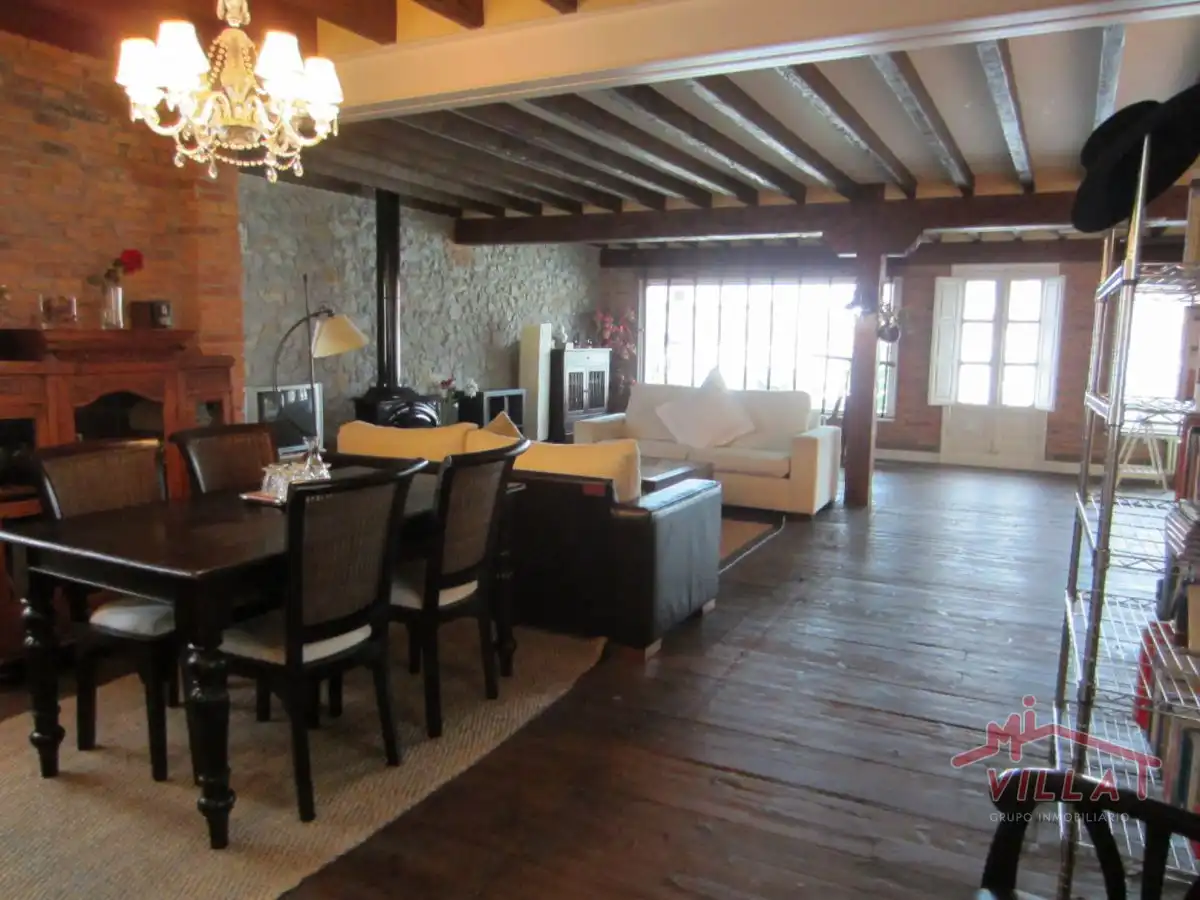 Sala de estar de Ático en venta en Laredo con Terraza