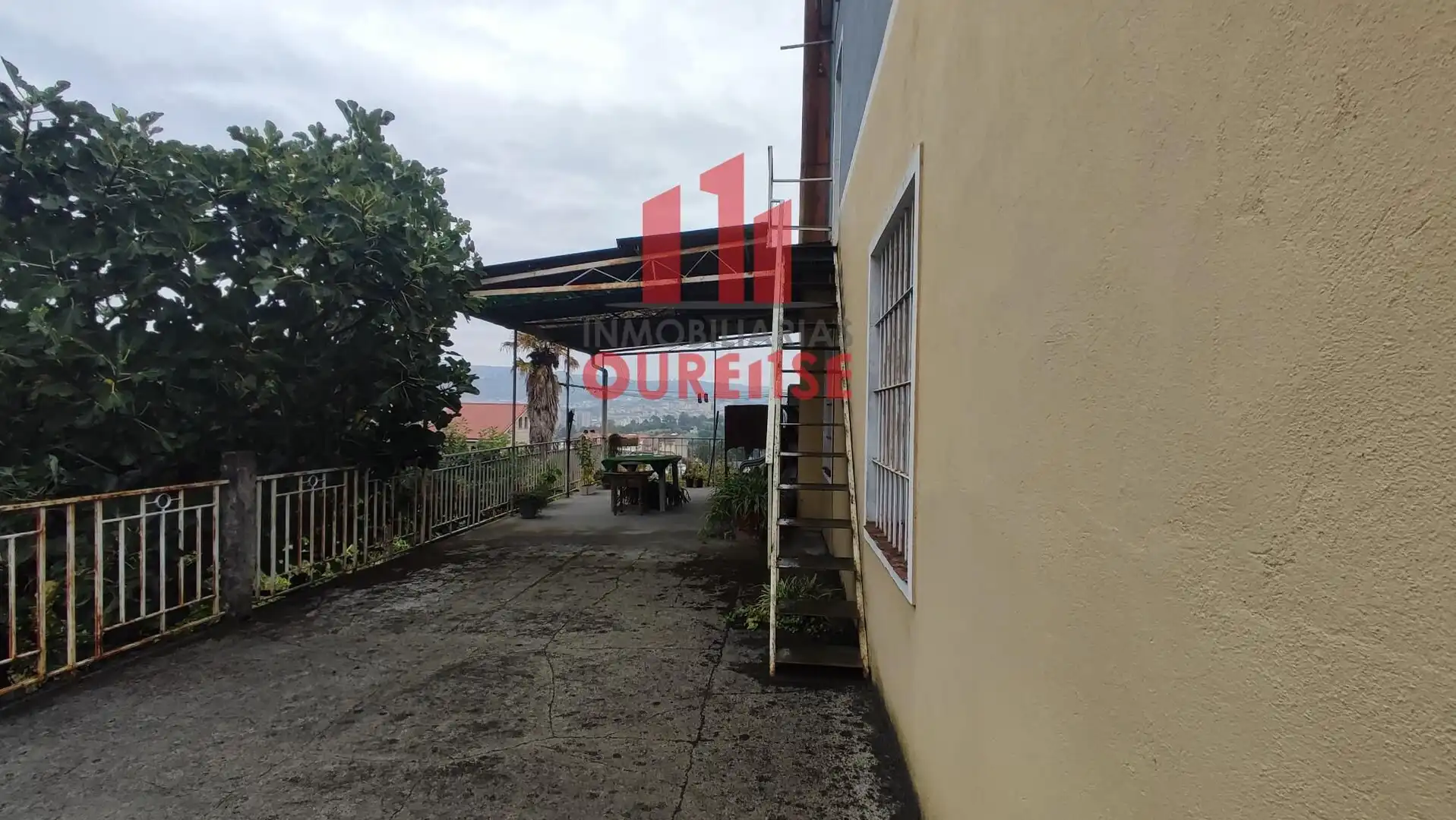 Exterior view of Houses for sale in Ourense Capital   with Private garden, Terrace and Storage room
