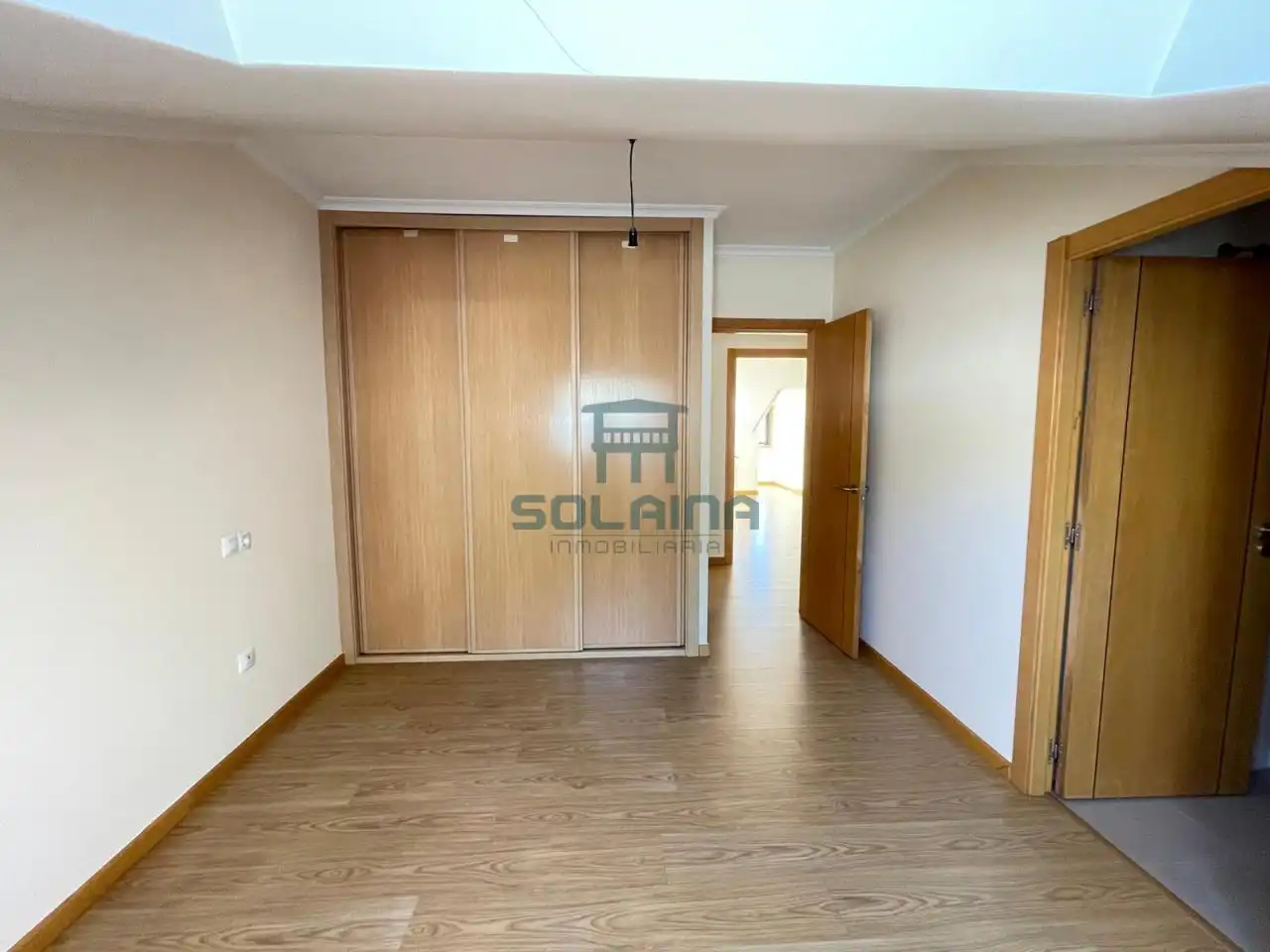 Habitación de Ático en venta en San Cibrao das Viñas con Calefacción