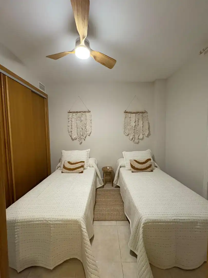 Ground floor with pool to rent in Carrer Garbí 26, imagen 7